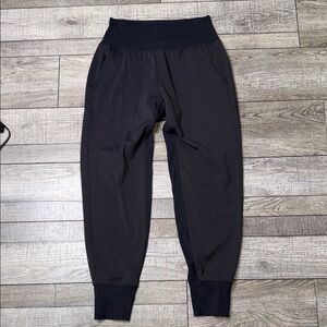 Athleta Black Activewear Pants/Joggers